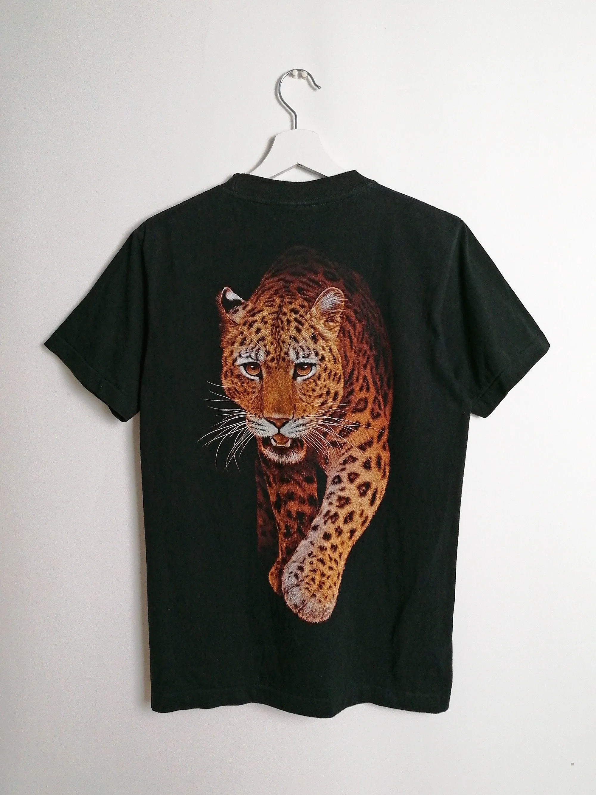 90's Rock Eagle Leopard T-shirt ~ size S-M