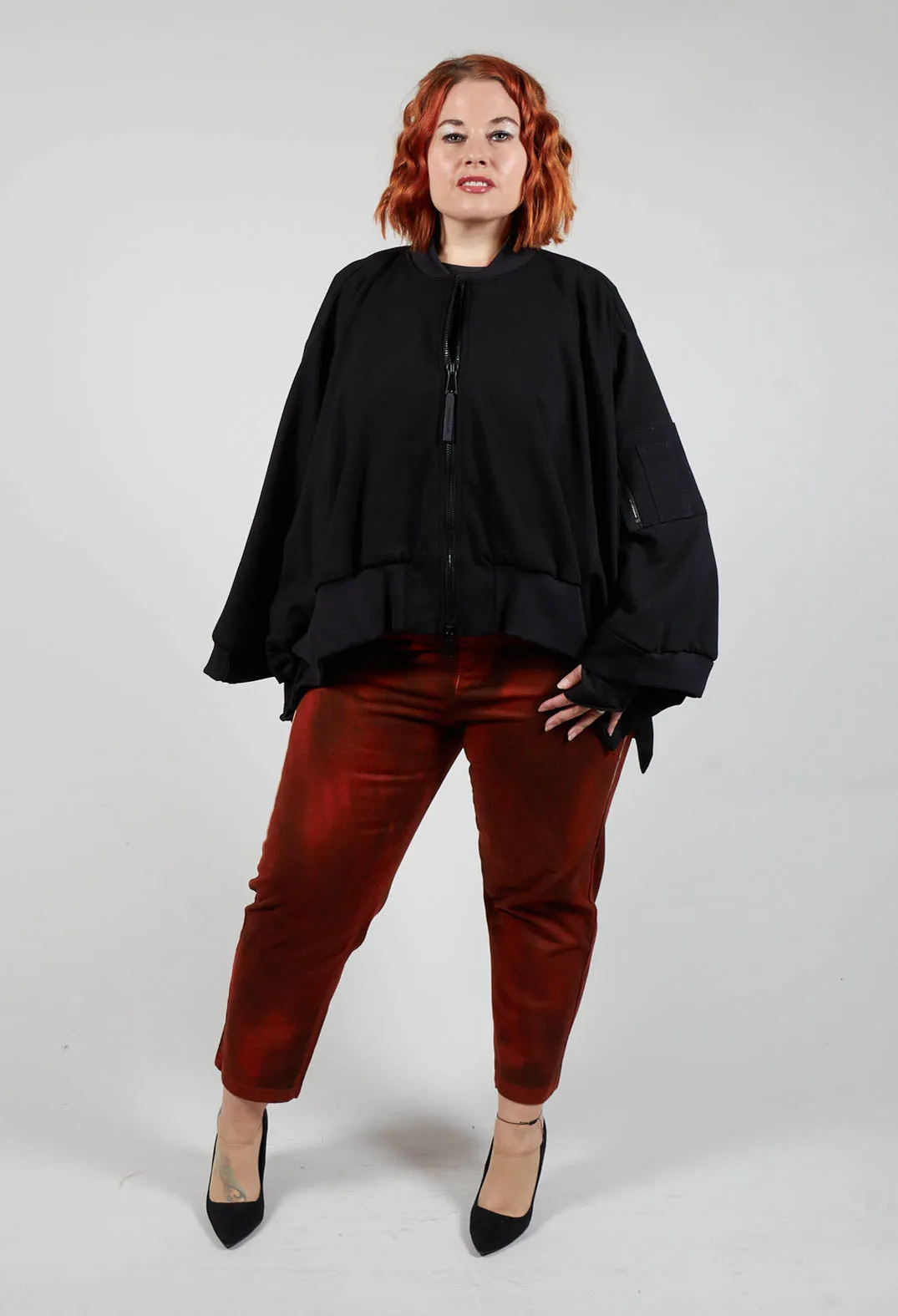 Batwing Sleeved Jacket with Asymmetric Hem in Black