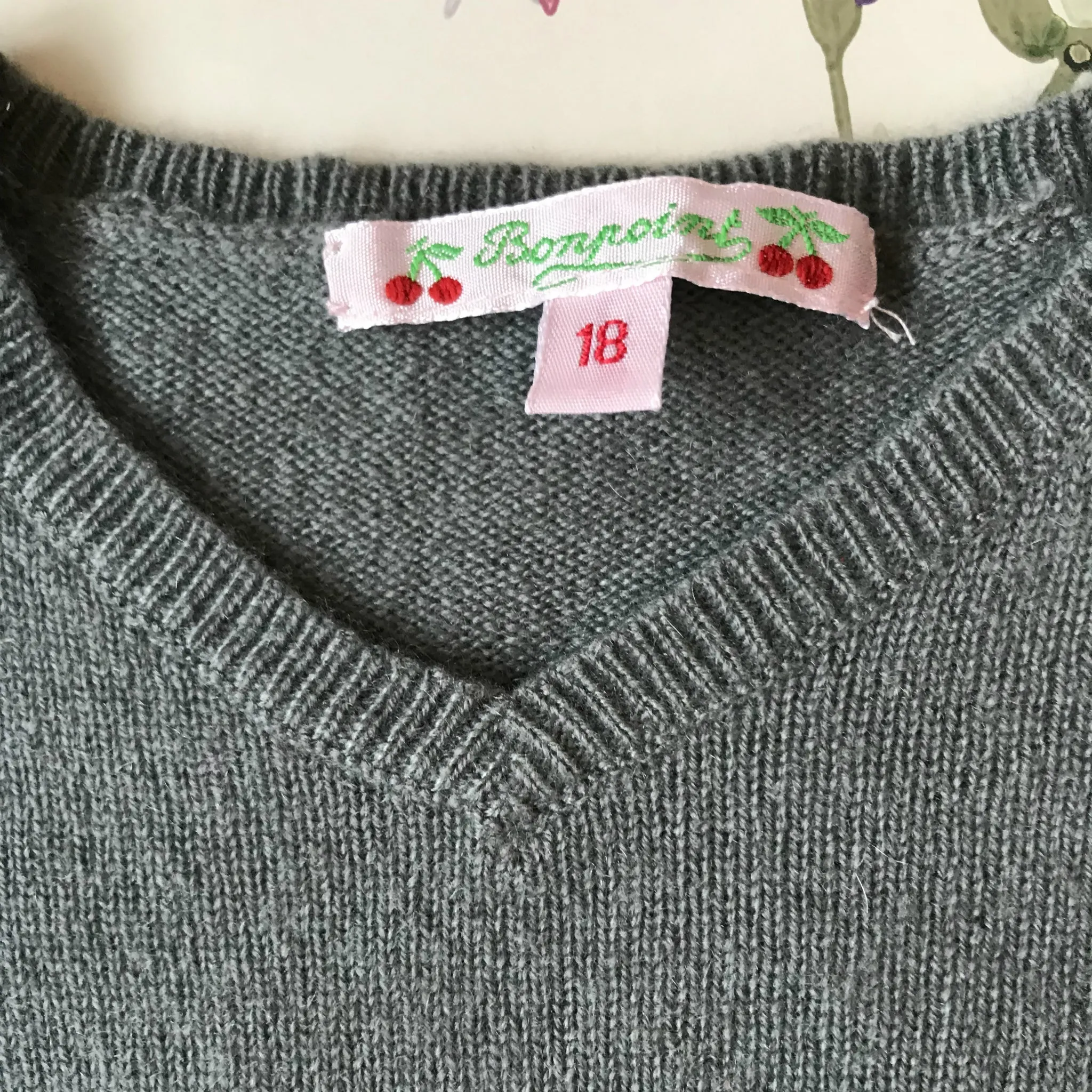 Bonpoint Blue Grey Cashmere V-Neck Jumper: 18 Months