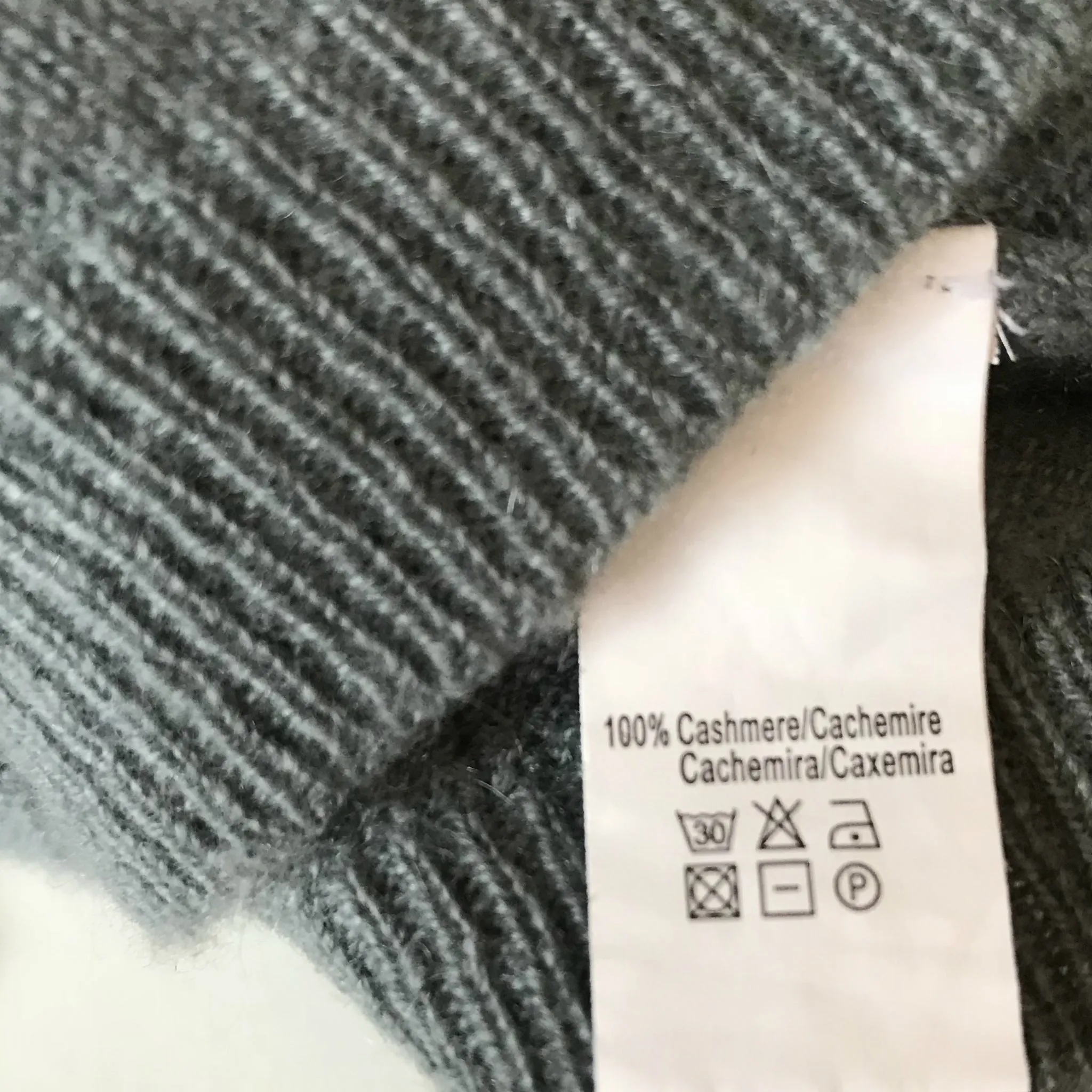 Bonpoint Blue Grey Cashmere V-Neck Jumper: 18 Months