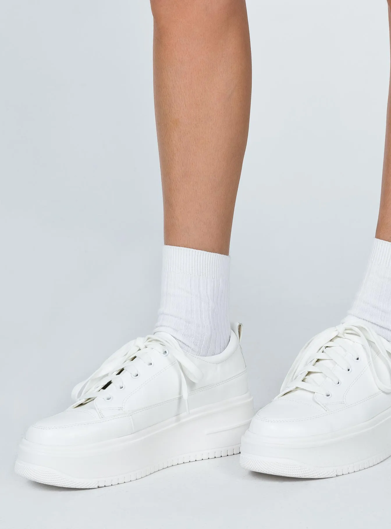 Dylan Sneakers White