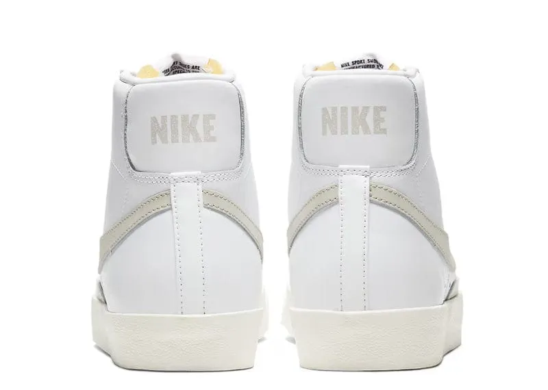 Nike Blazer Mid '77 Vintage White