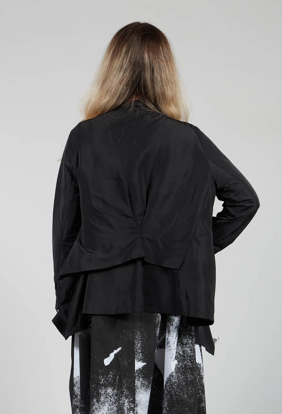 Open Collar Jacket with Hemline Feature in Black