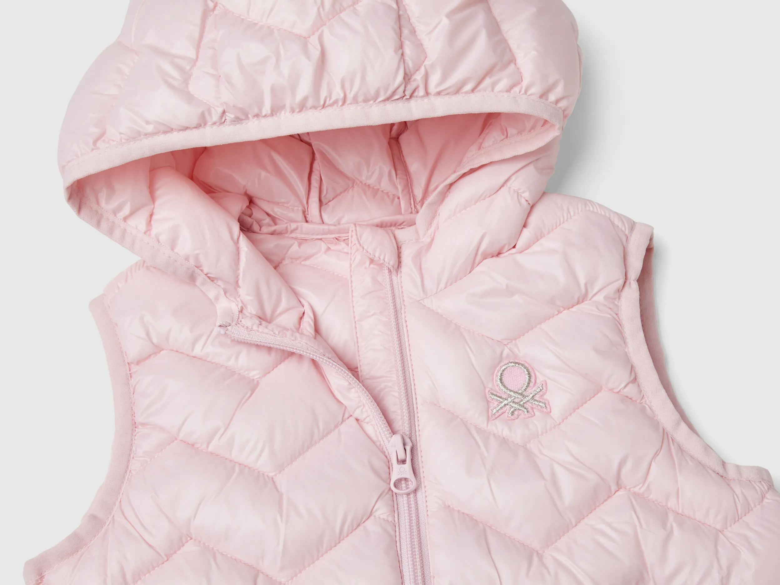 Padded vest in 3D wadding with hood - Pink | Benetton